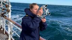 La princesa Leonor completa la mitad de su viaje en el Elcano: sus imágenes nunca vistas a bordo