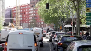 Restablecen servicio eléctrico en Madrid tras prolongado apagón