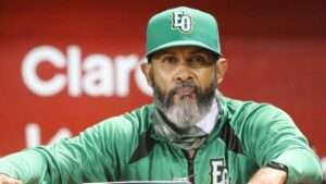 Fernando Tatis padre fue mordido por perro en dedo y requirió de cirugía