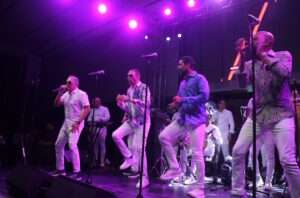 Los Rosario y El Blachy suben temperatura del merengue