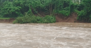 Lluvias provocan inundaciones en Gaspar Hernández, provincia Espaillat