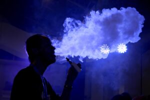 Los pediatras alertan por los efectos nocivos del vapeo en adolescentes