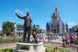 Disney abrirá por primera vez un bar con bebidas alcohólicas en Magic Kingdom