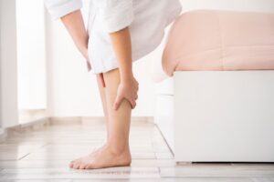 Las 4 razones principales del dolor en los pies luego de largas caminatas