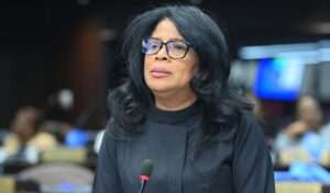 Hermana de Rubby Pérez impulsa ley para supervisión de infraestructuras tras tragedia del Jet Set