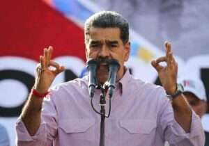 Maduro protesta por caso de niña separada de sus padres durante deportación en EEUU