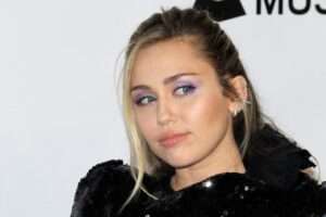 Miley Cyrus aclara rumores y asegura que no hay conflicto familiar: "Mi familia es mi prioridad"