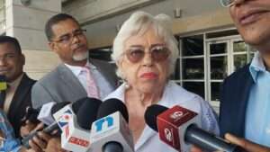 Milagros Ortiz Bosch solicita agilidad en casos de corrupción ante la Procuraduría