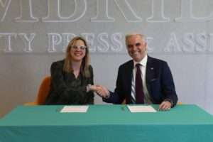 MINERD y la Universidad de Cambridge acuerdan impulsar la enseñanza del inglés en República Dominicana