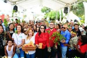 FEDA pone en marcha programas a favor de agricultores en Constanza