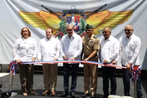 Presidente Abinader inaugura planta de ensamblaje de vehículos en San Cristóbal