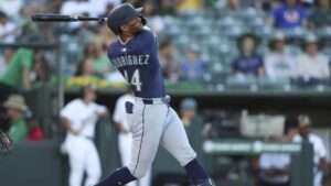 Julio Rodríguez conecta su sexto cuadrangular del año en victoria de Seattle sobre Atléticos