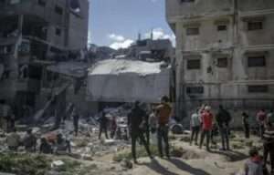 Nuevos ataques israelíes matan a una cuarentena de personas en la Franja de Gaza