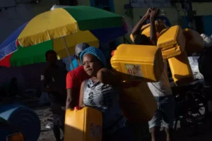Sector petrolero haitiano al borde del colapso por crisis de seguridad, alerta APPE
