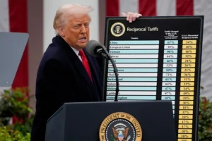 Corte federal de EE.UU. frena política arancelaria de Trump por abuso de poder