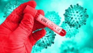 Cerca de 4,000 casos positivos al VIH son reportados por año