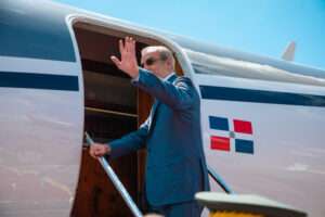 Presidente Abinader viajará a Europa para participar en conferencias internacionales sobre el océano 