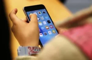 Hackers chinos y fallos de los usuarios convierten celulares en una "crisis de seguridad móvil"