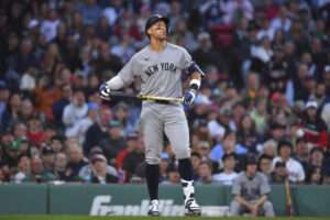 Aaron Judge crea un momento feliz para los gemelos de Alex Cora