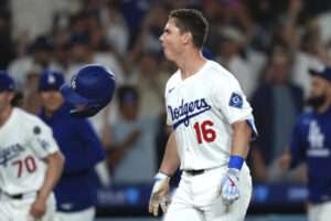 Jonrón de Will Smith en la 9ª da la victoria a Dodgers por 4-3 sobre Padres