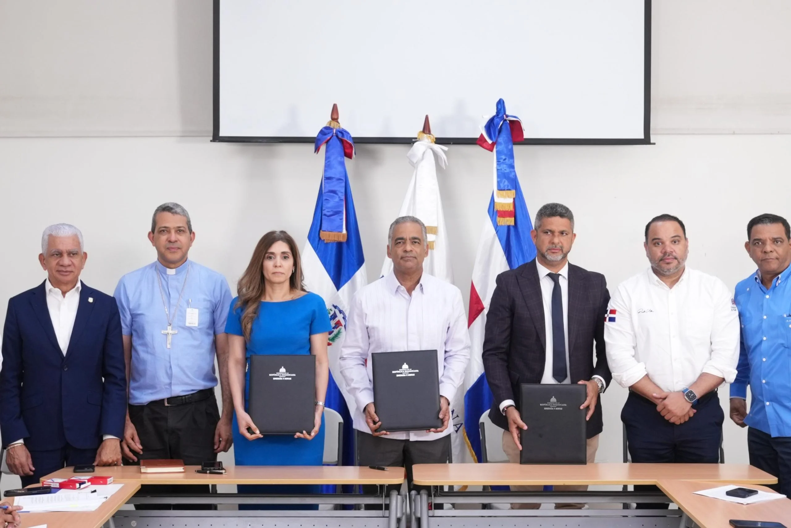 CAMIPE saluda acuerdo de reasentamiento alcanzado entre el Gobierno, las comunidades y Barrick Pueblo Viejo.