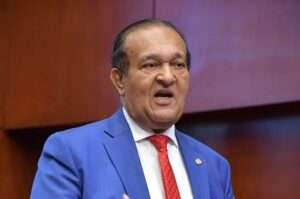 Antonio Marte amenaza con paralizar transporte en el Cibao si Conatra no es incluida en nuevos corredores de Santiago