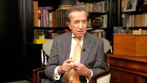 Enrique Rojas, psiquiatra español, propone 3 estrategias para calmar la mente y reducir la ansiedad