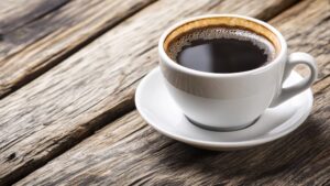 El café podría ser la clave para envejecer mejor, según investigadores de Harvard