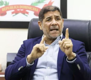 Ministro de Agricultura favorece dar permiso temporal de trabajo a haitianos indocumentados