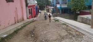 Barrio El Libertador lleva más de treinta años esperando por el asfaltado de sus calles