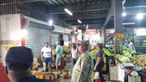 Vendedores del Mercado del Almirante rechazan designación de nuevo administrador