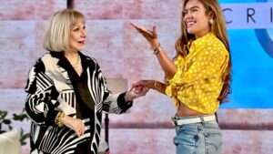 Lo que dijo Karol G en la entrevista con Cristina Saralegui