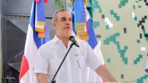 Abinader : “La situación en Haití obliga a tomar decisiones excepcionales”