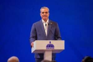 Presidente Abinader destaca reducción del 70 % en hospitales de salud mental en los últimos 50 años