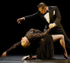 “Forever Tango”seducirá a Santo Domingo con su elegancia y pasión