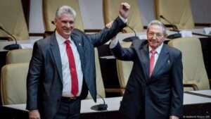 Cuba suprime límite de edad para ser presidente del país