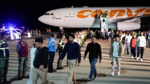 Gobierno de EE. UU. reanuda vuelos de deportación a terceros países; Esuatini recibe primer grupo