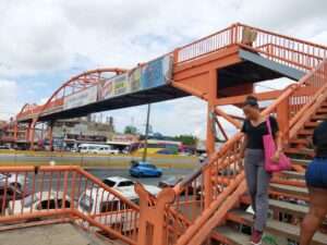 Piden intervención puente peatonal del kilómetro 9 autopsia Duarte