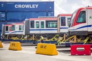 OPRET incorpora trenes de seis vagones en las líneas 1 y 2 del Metro de Santo Domingo