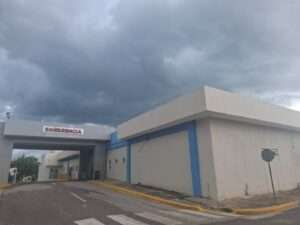 Trasladan a Santo Domingo a menor herida por su padrastro en Monte Plata