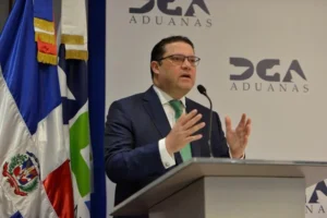 Aduanas firma un acuerdo con su contraparte de El Salvador para fomentar las relaciones comerciales