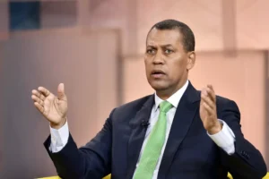 Gómez Mazara cuestiona el silencio de los partidos ante temas nacionales clave