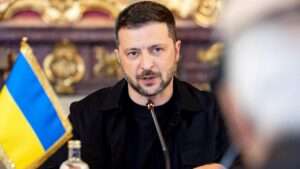 Zelensky felicita a los ucranianos en el Día de la Independencia y aboga por una paz duradera