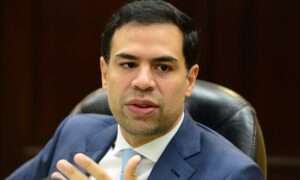 Ministro Roberto Ángel Salcedo anuncia distribución nacional del Himno Nacional regrabado