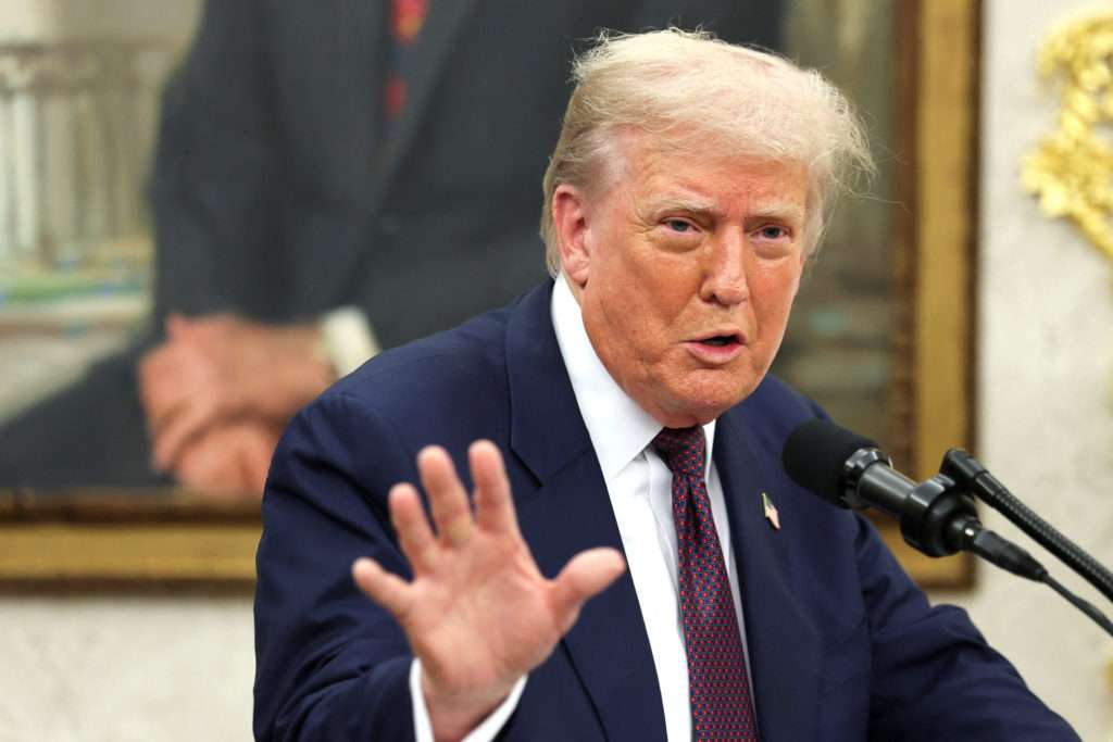 Donald Trump ordena nuevo censo que excluya a inmigrantes indocumentados en EE.UU.