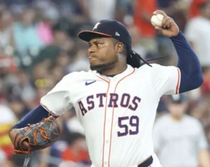 Framber Valdez lanza siete innings en blanco y Yordan da jonrón en victoria de Astros