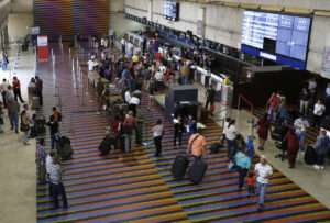 Estados Unidos eleva al máximo su alerta de viaje para Venezuela