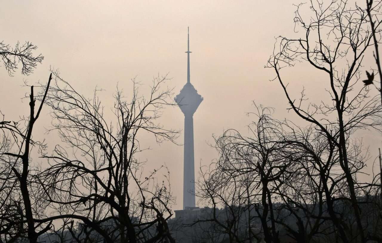 Más de 7.000 muertes en Teherán por contaminación del aire en 2024