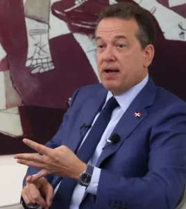 IA comienza a desplazar empleos en call centers de RD