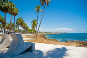 Onamet reporta altas temperaturas y buen tiempo; mantiene vigilancia a onda tropical activa